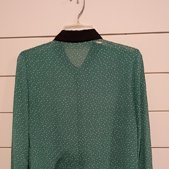 Y2K Emerald Green And Black Button Front  Sheet Blouse Size Medium - Picture 4 of 6